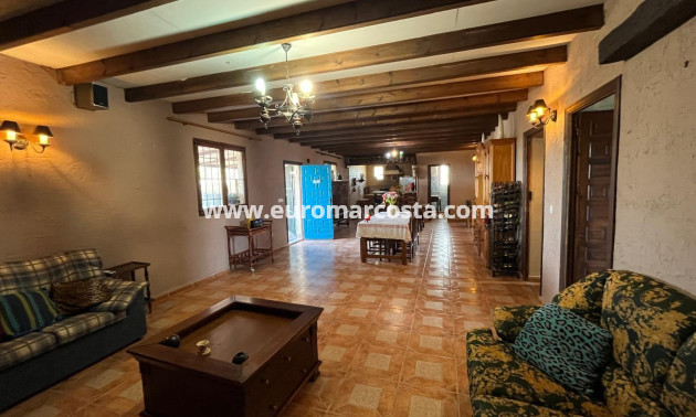 Sale - Villa - Dolores - Comunidad valenciana