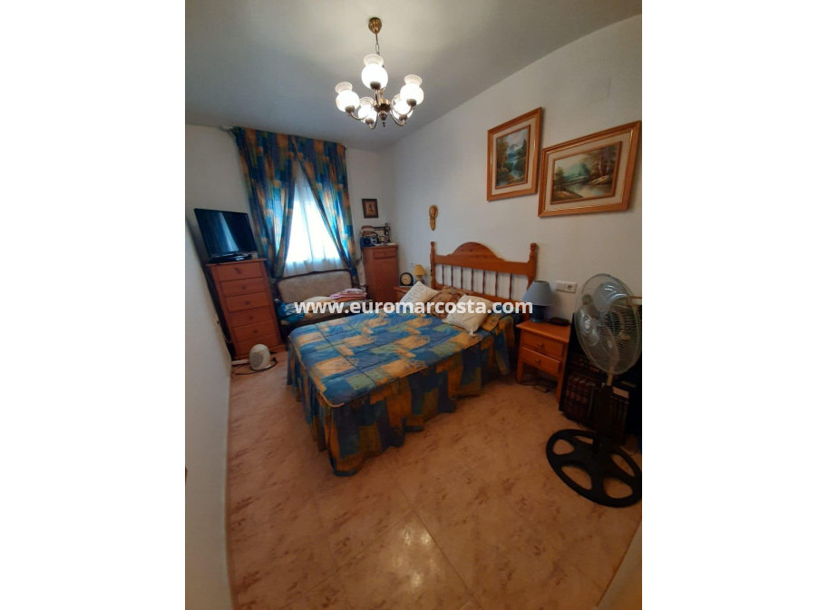 Objekte zum Wiederverkauf - Wohnung - Torrevieja - TORREVIEJA