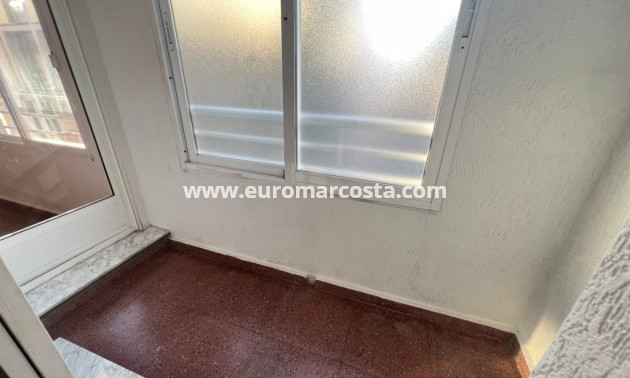 Sale - Apartment / flat - Los Montesinos