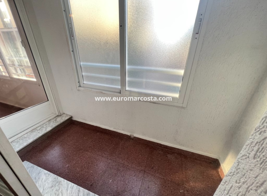 Sale - Apartment / flat - Los Montesinos