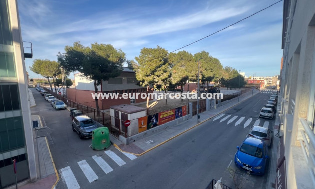 Sale - Apartment / flat - Los Montesinos