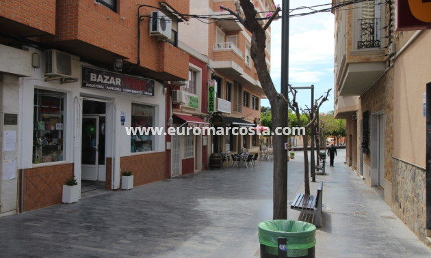 Sale - Apartment / flat - Los Montesinos