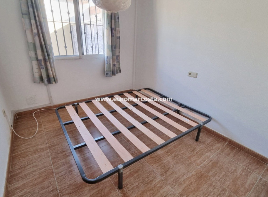 Sale - Townhouse - Guardamar del Segura