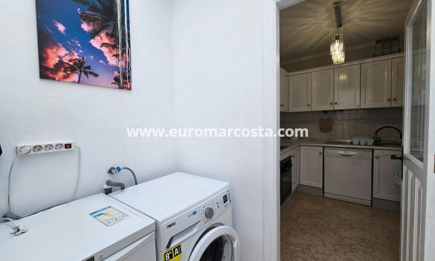 Sale - Bungalow - Orihuela Costa - Los Almendros-La Florida