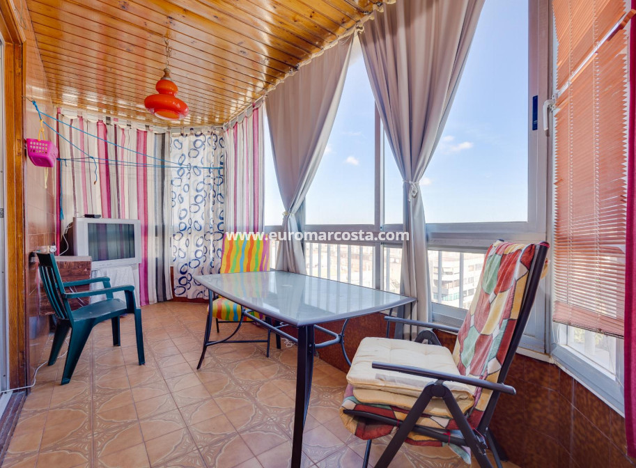 Objekte zum Wiederverkauf - Wohnung - Torrevieja - TORREVIEJA