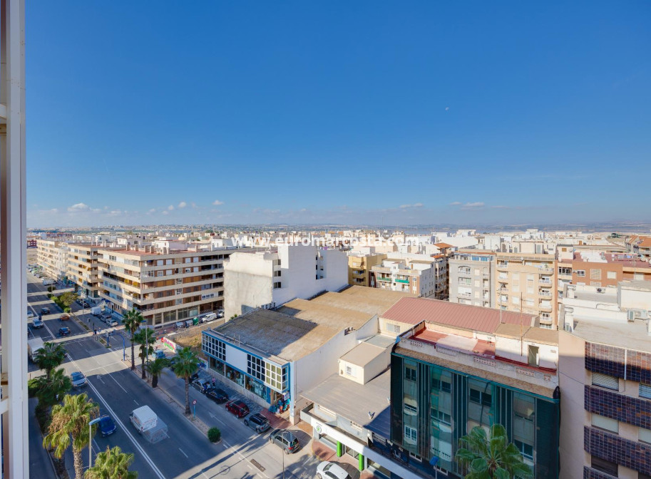 Objekte zum Wiederverkauf - Wohnung - Torrevieja - TORREVIEJA