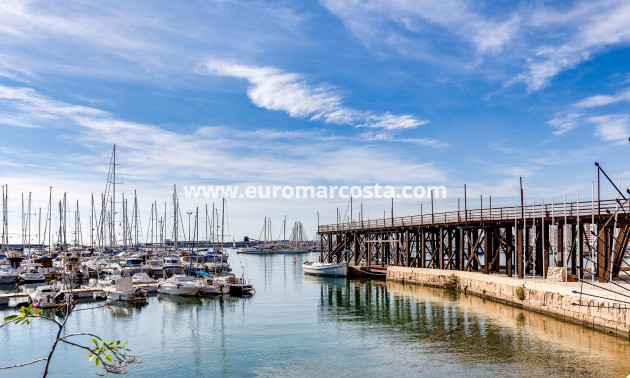 Objekte zum Wiederverkauf - Wohnung - Torrevieja - TORREVIEJA