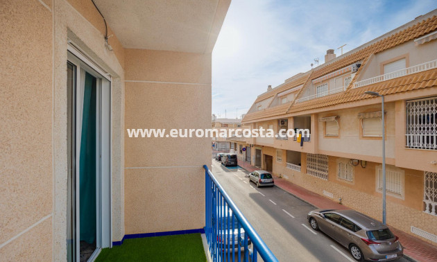 Objekte zum Wiederverkauf - Wohnung - Torrevieja - TORREVIEJA