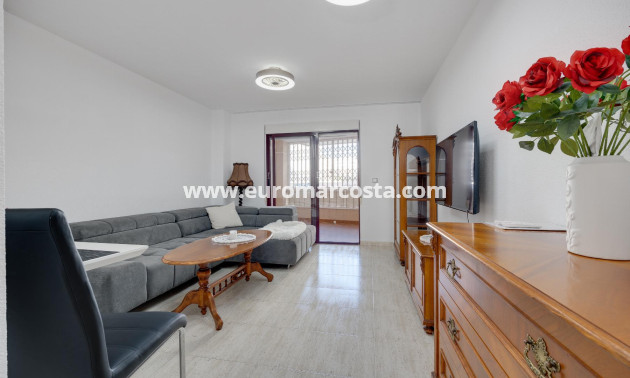 Sale - Apartment / flat - Torrevieja - TORREVIEJA