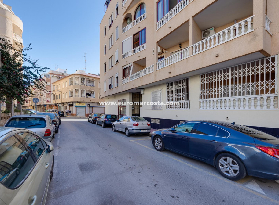 Sale - Apartment / flat - Torrevieja - TORREVIEJA