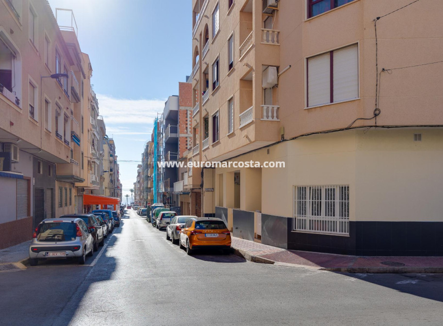 Sale - Apartment / flat - Torrevieja - TORREVIEJA