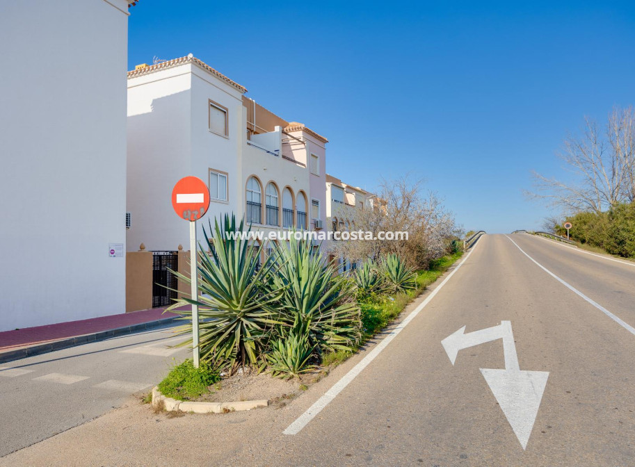 Sale - Bungalow - Torrevieja - TORREVIEJA