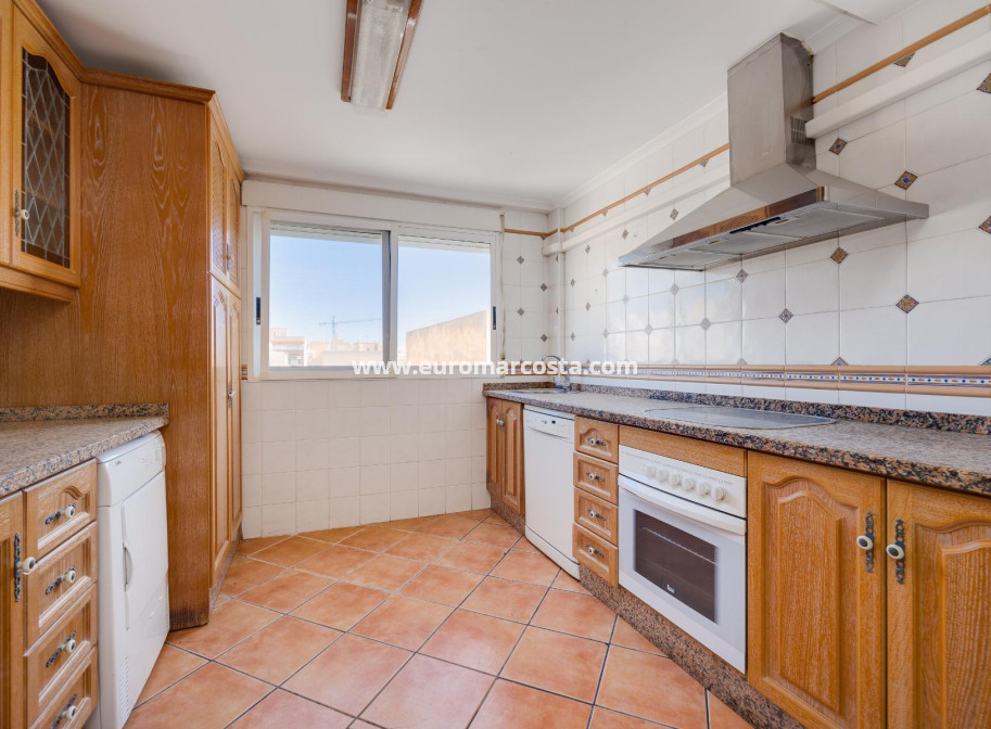 Venta - Apartamento / piso - Torrevieja - TORREVIEJA