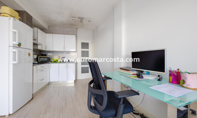 Sale - Apartment / flat - Orihuela Costa - La Zenia- Orihuela costa