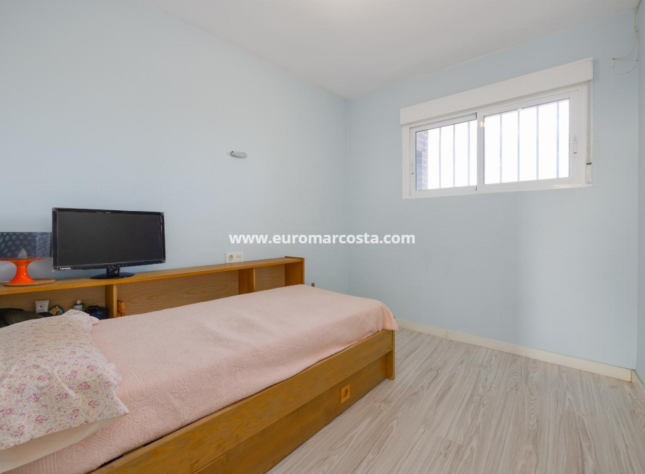 Sale - Apartment / flat - Orihuela Costa - La Zenia- Orihuela costa