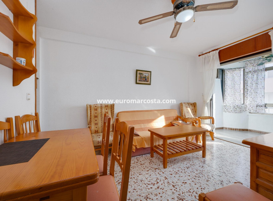 Venta - Apartamento / piso - Pilar de la Horadada