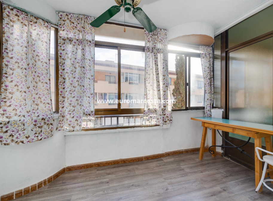 Venta - Apartamento / piso - Pilar de la Horadada