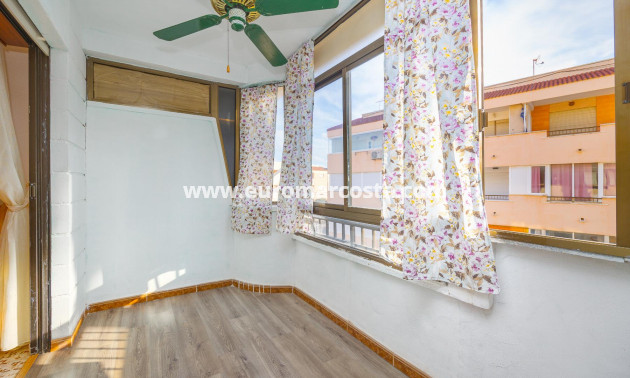 Venta - Apartamento / piso - Pilar de la Horadada