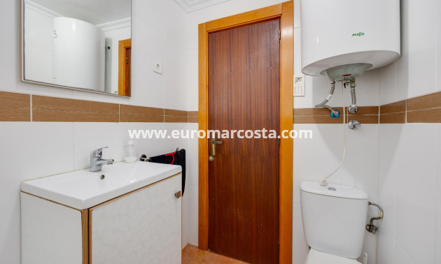 Venta - Apartamento / piso - Pilar de la Horadada