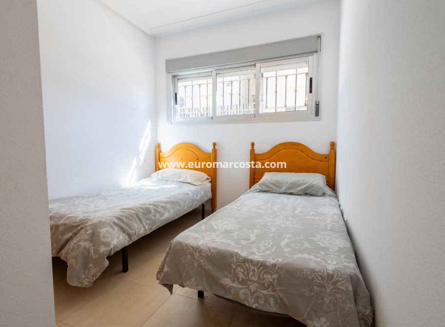 Venta - Apartamento / piso - Torrevieja - TORREVIEJA