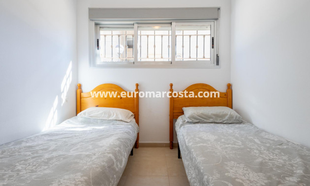 Venta - Apartamento / piso - Torrevieja - TORREVIEJA