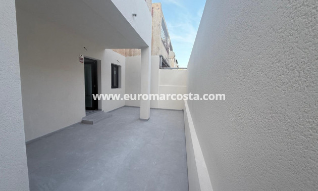 Sale - Bungalow - Orihuela Costa