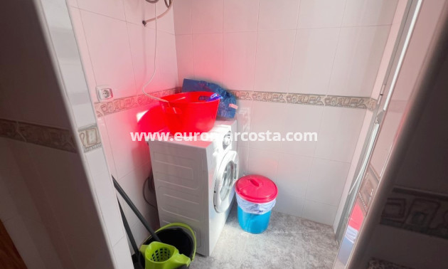 Sale - Apartment / flat - Guardamar del Segura