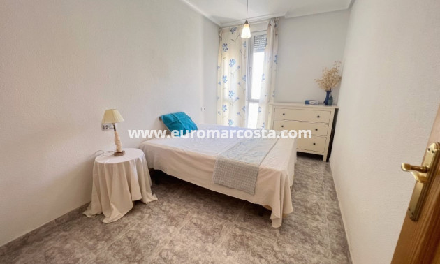 Sale - Apartment / flat - Guardamar del Segura