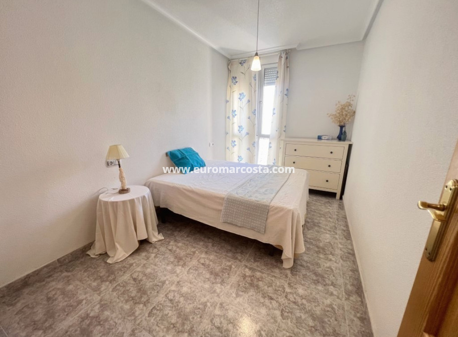 Sale - Apartment / flat - Guardamar del Segura