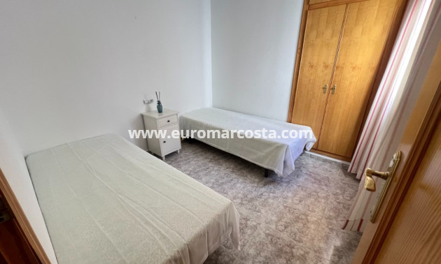 Sale - Apartment / flat - Guardamar del Segura