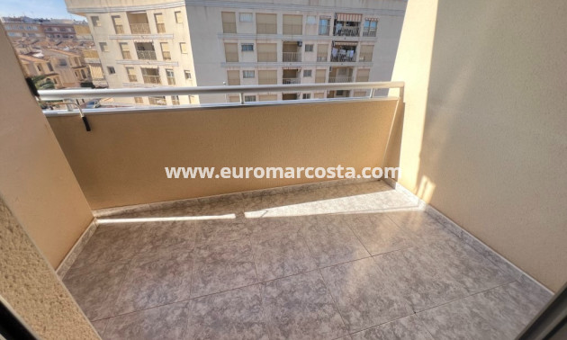 Sale - Apartment / flat - Guardamar del Segura