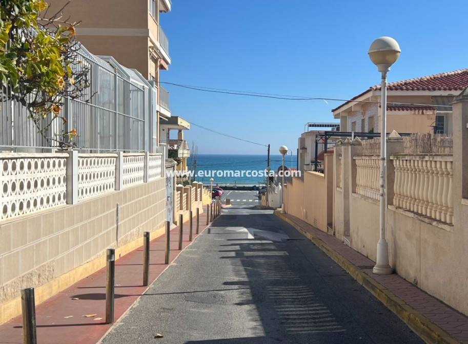 Sale - Apartment / flat - Guardamar del Segura