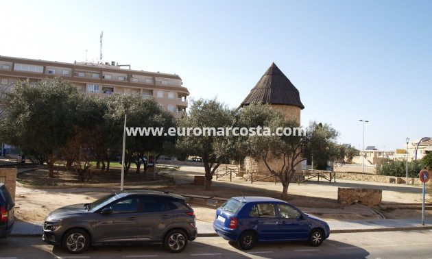 Venta - Estudio - Torrevieja