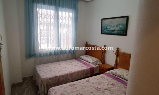 Sale - Apartment / flat - Torrevieja - TORREVIEJA