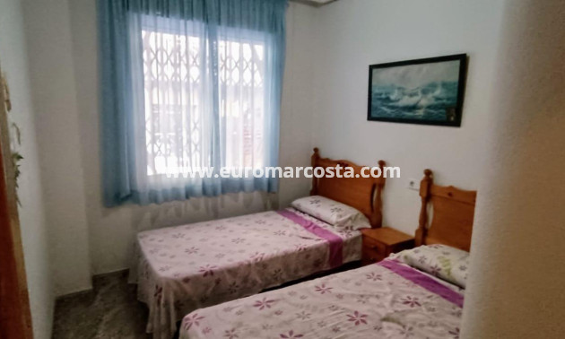 Sale - Apartment / flat - Torrevieja - TORREVIEJA