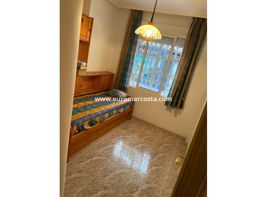 Sale - Apartment / flat - Torrevieja - TORREVIEJA