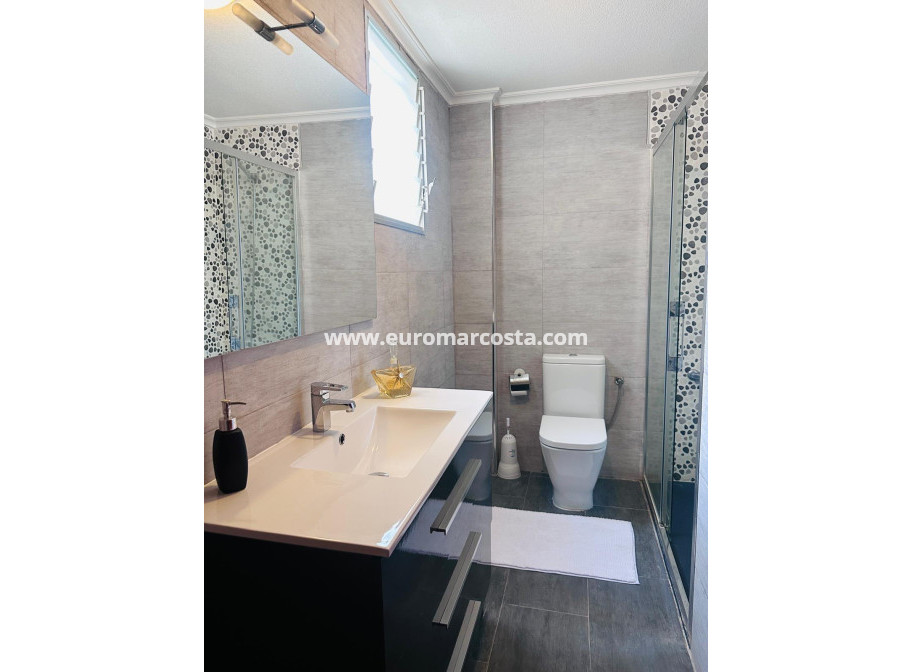 Sale - Penthouse - Torrevieja - TORREVIEJA