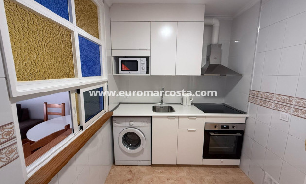 Venta - Adosado - Torrevieja - TORREVIEJA