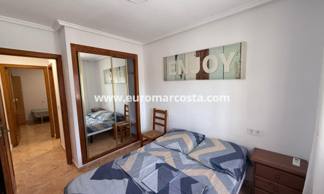 Venta - Adosado - Torrevieja - TORREVIEJA