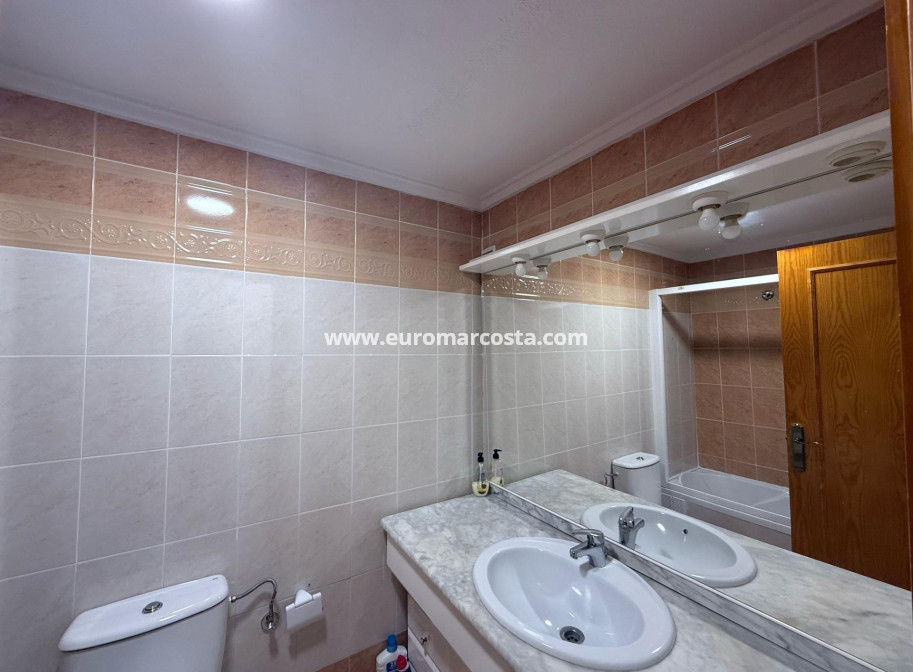 Venta - Adosado - Torrevieja - TORREVIEJA