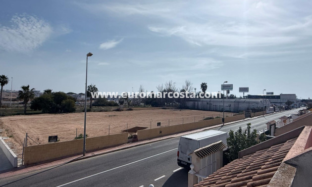 Venta - Adosado - Torrevieja - TORREVIEJA