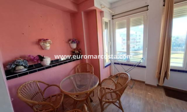 Sale - Apartment / flat - Torrevieja - La Mata