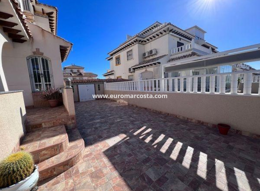 Venta - Villa - Orihuela Costa