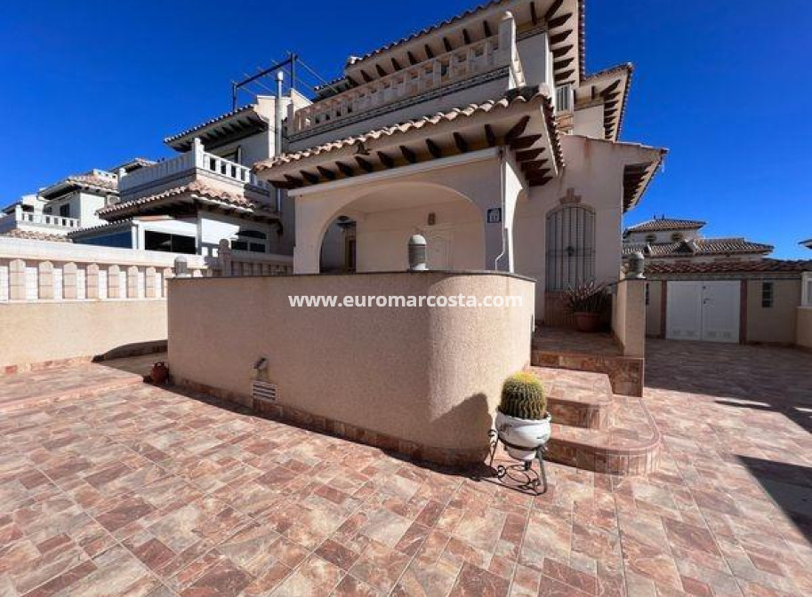 Venta - Villa - Orihuela Costa