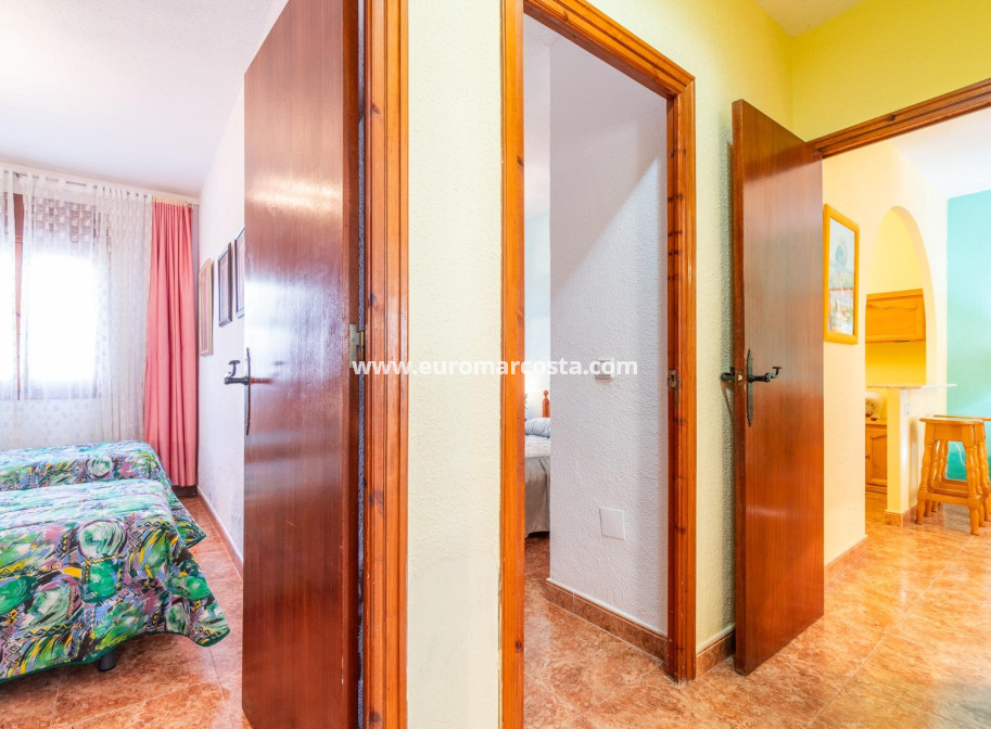 Venta - Villa - Torrevieja - TORREVIEJA