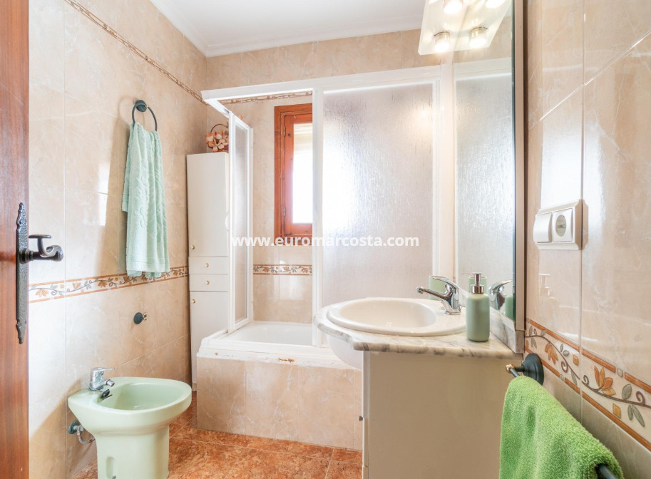 Venta - Villa - Torrevieja - TORREVIEJA