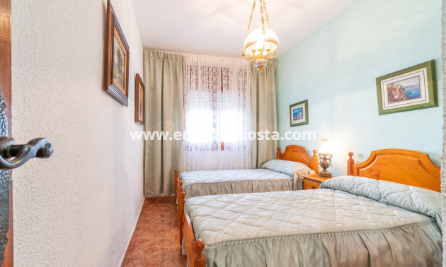 Venta - Villa - Torrevieja - TORREVIEJA