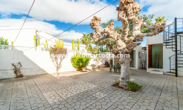 Venta - Villa - Torrevieja - TORREVIEJA