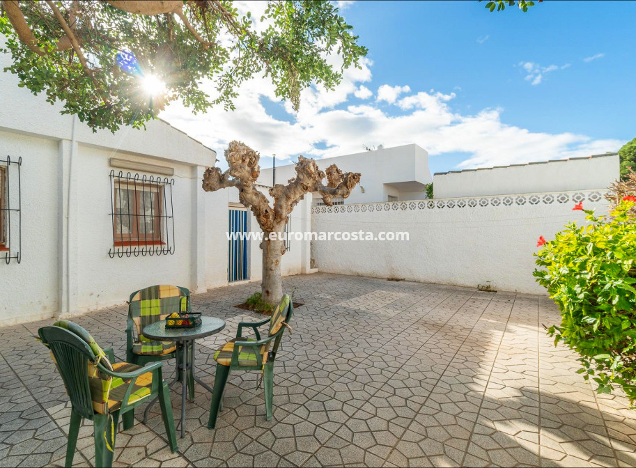 Venta - Villa - Torrevieja - TORREVIEJA