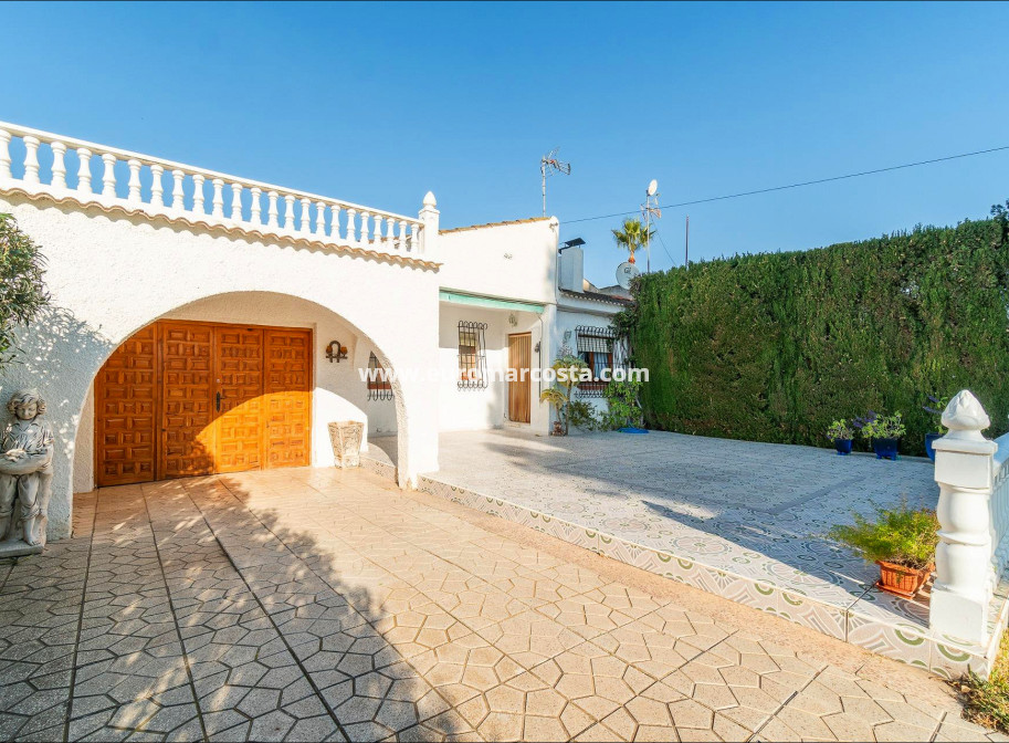 Venta - Villa - Torrevieja - TORREVIEJA